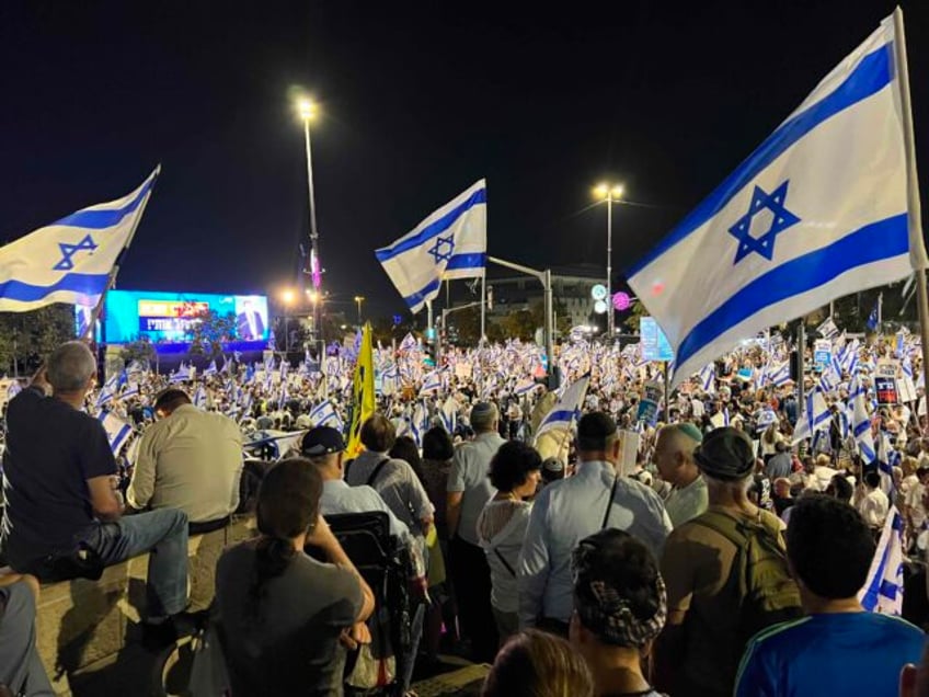 photos israelis rally for netanyahus judicial reforms