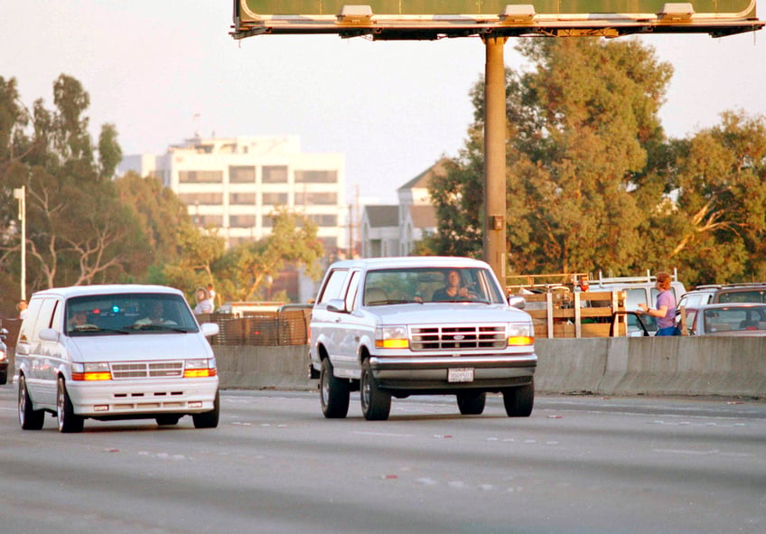 photos oj simpson and the white ford bronco remembering the worlds most famous police chase