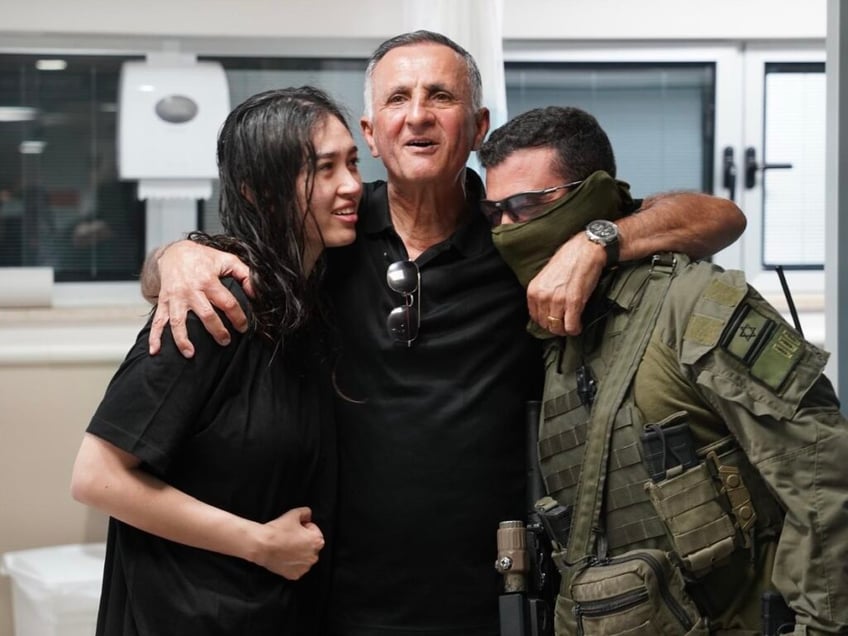 photos rescued israeli hostages reunite with families after daring raid