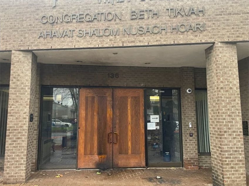 photos suspected arson at montreal synagogue jewish community center