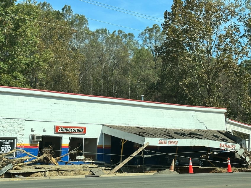 photos western north carolina town lies in ruins weeks after hurricane helene