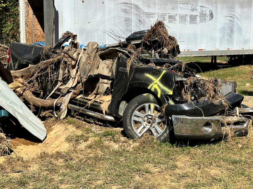 photos western north carolina town lies in ruins weeks after hurricane helene