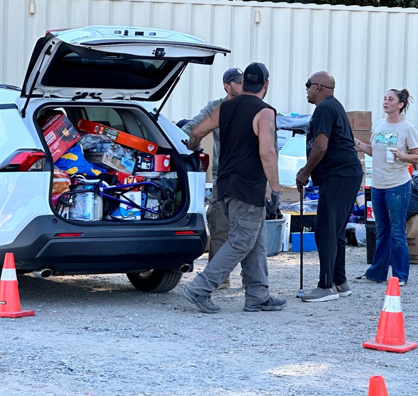 photos western north carolina town lies in ruins weeks after hurricane helene