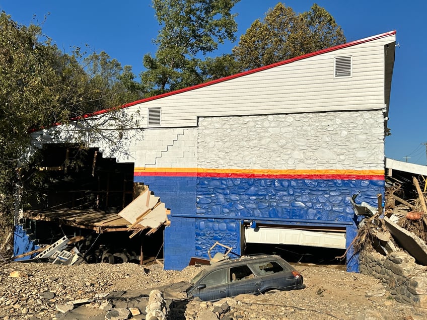 photos western north carolina town lies in ruins weeks after hurricane helene