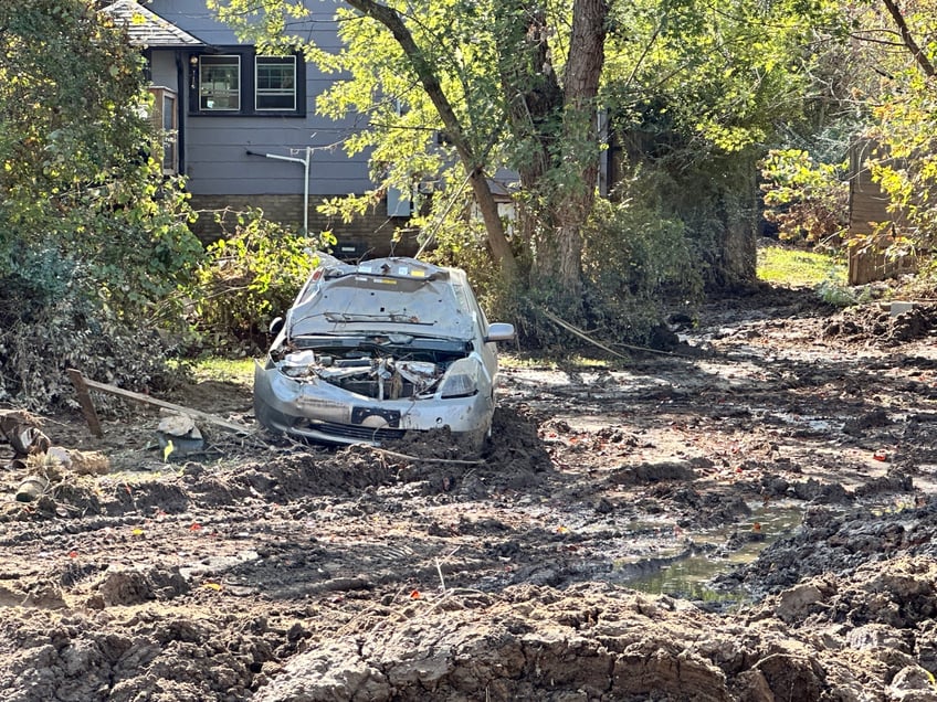 photos western north carolina town lies in ruins weeks after hurricane helene