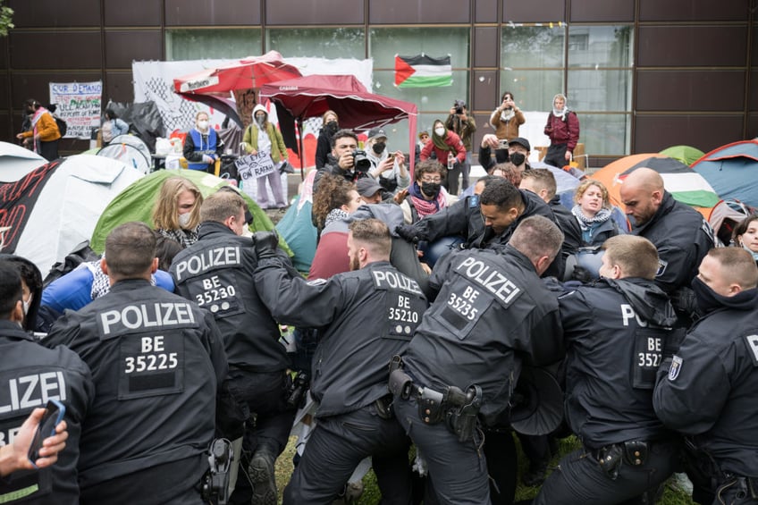 pictures berlin police break up campus palestine demonstration