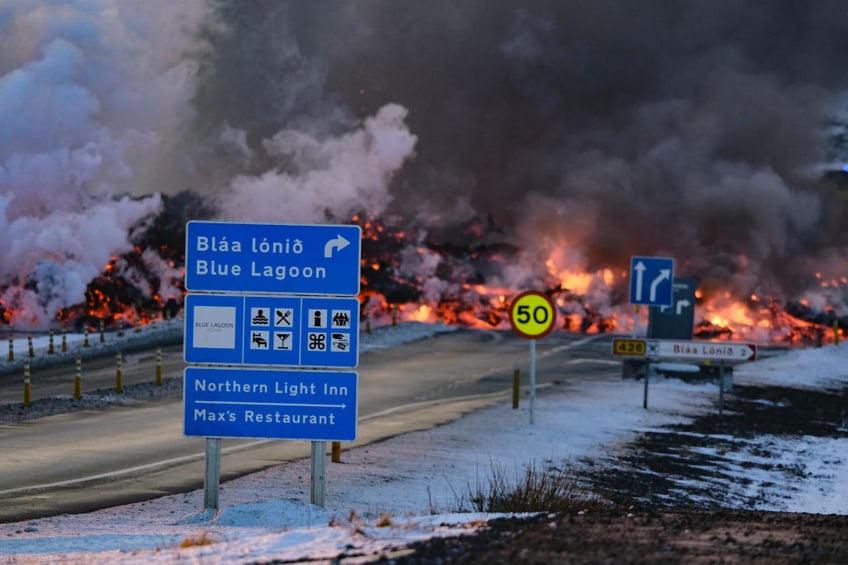 pictures icelandic volcano erupts again spa evacuated with more activity likely to follow