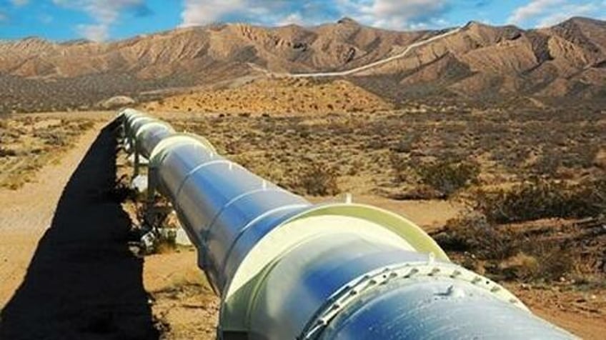 pipelineistan war syria announces major natural gas deal with turkey