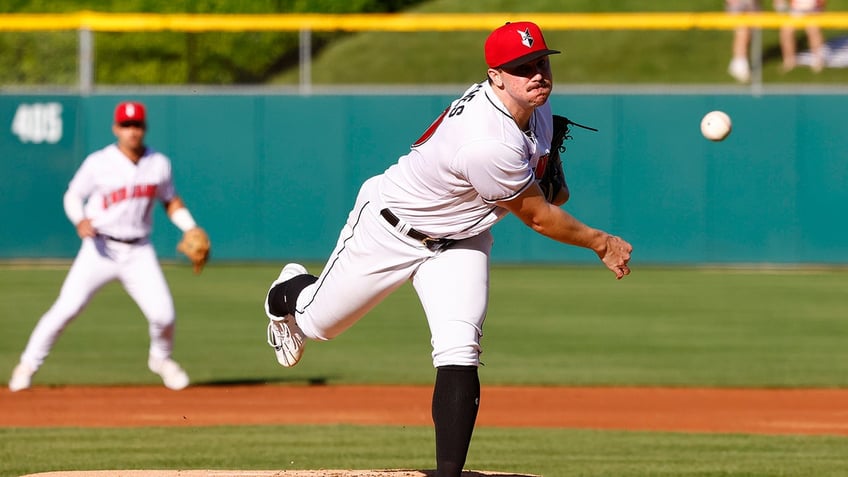 Paul Skenes with the Indians