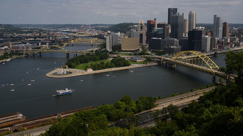 pittsburgh public schools struggle with a third of students chronically absent report