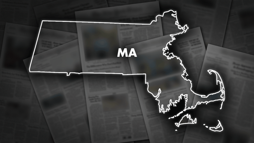 plane crashes into residential massachusetts neighborhood 3 injured