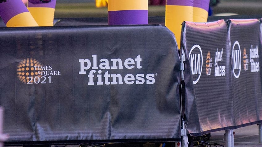 Planet Fitness logo