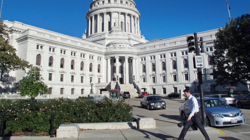 planned parenthood announces return of abortion in wisconsin after key court ruling