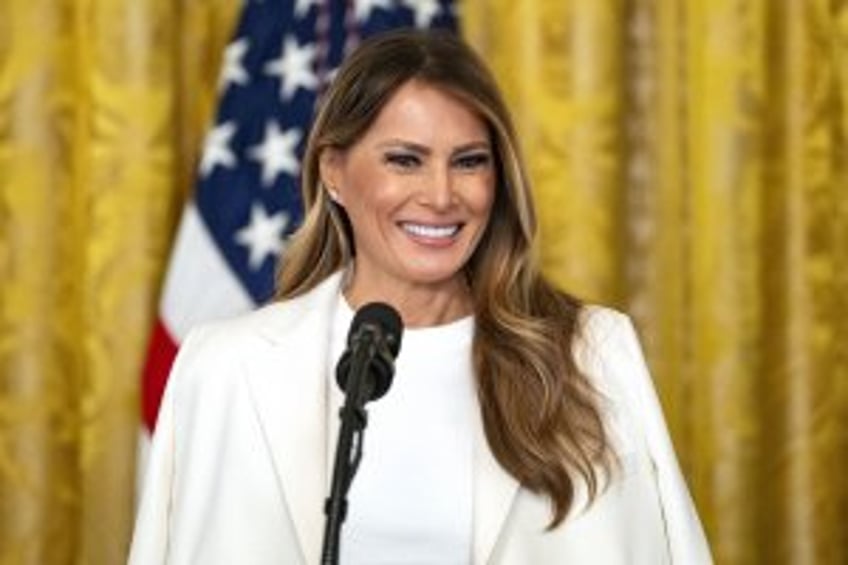 Police investigating missing Slovenian statue of Melania Trump