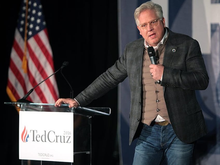 politico glenn becks bad bet on cruz a crushing blow to his media empire