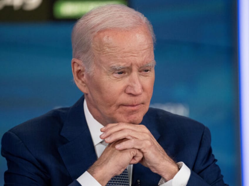 poll just 18 of americans say joe bidens reelection would financially benefit them