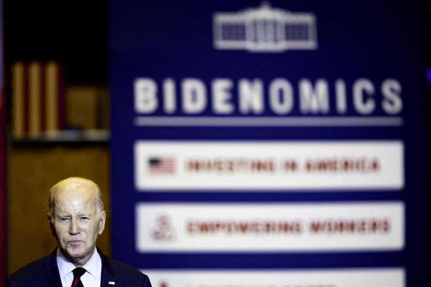 poll majority of voters despair at bidens bad economic policies