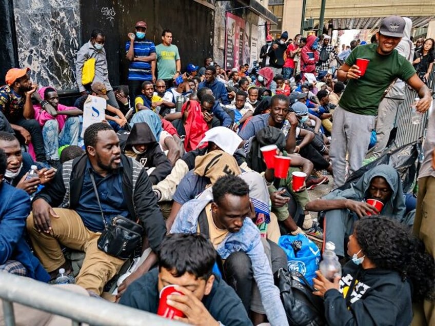 poll overwhelming majority of ny voters call migrant flood a serious problem