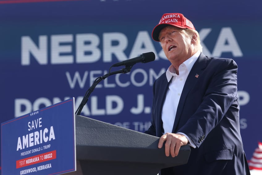 poll trump takes lead in nebraskas second district