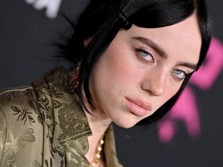 pop star billie eilish blasts variety for outing her as lgbtq