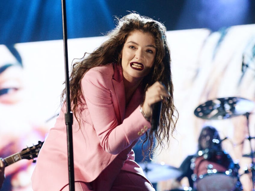 performs onstage at the 29th Annual Rock And Roll Hall Of Fame Induction Ceremony at Barcl