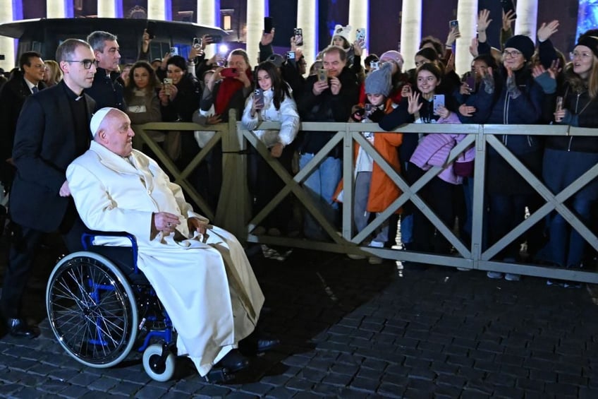 pope francis hurts right arm after second fall in four weeks