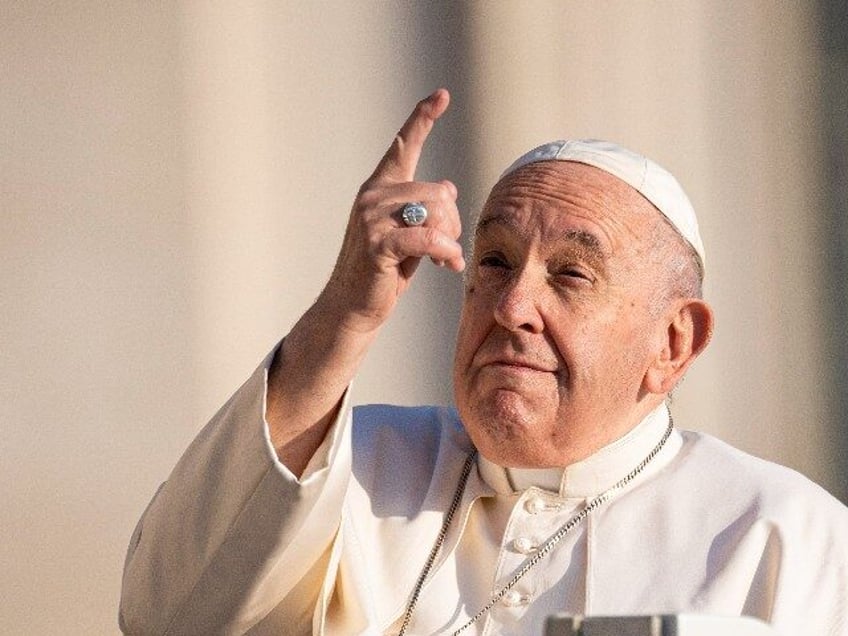 pope francis slams very strong reactionary attitude among us catholics