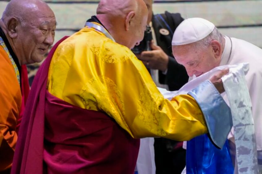 pope joins shamans monks and evangelicals to highlight mongolias faith diversity harmony