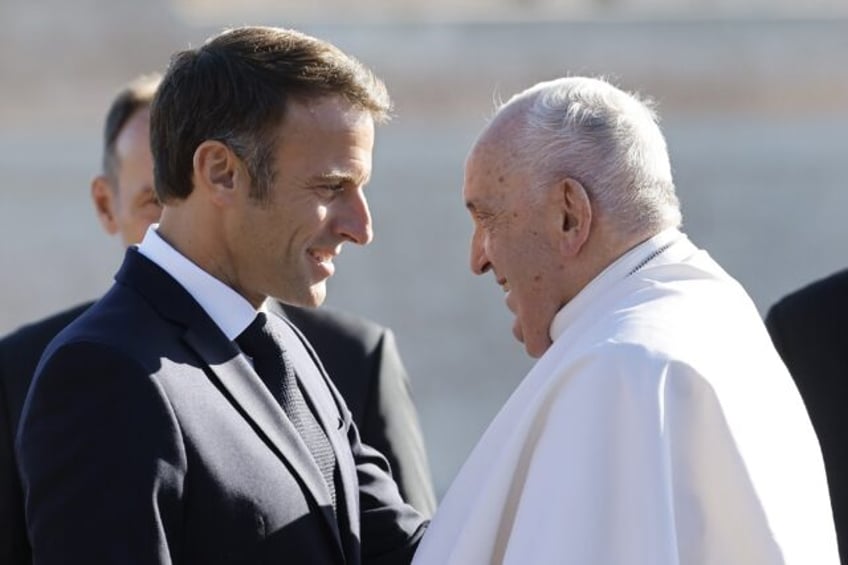 pope urges europe against treating migrants as invaders