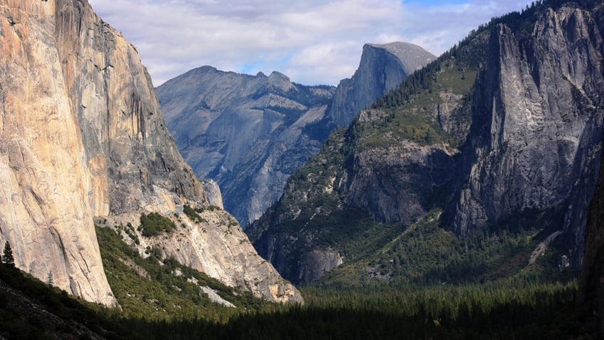 popular rock climbing area closed in yosemite national park after crack forms in cliff