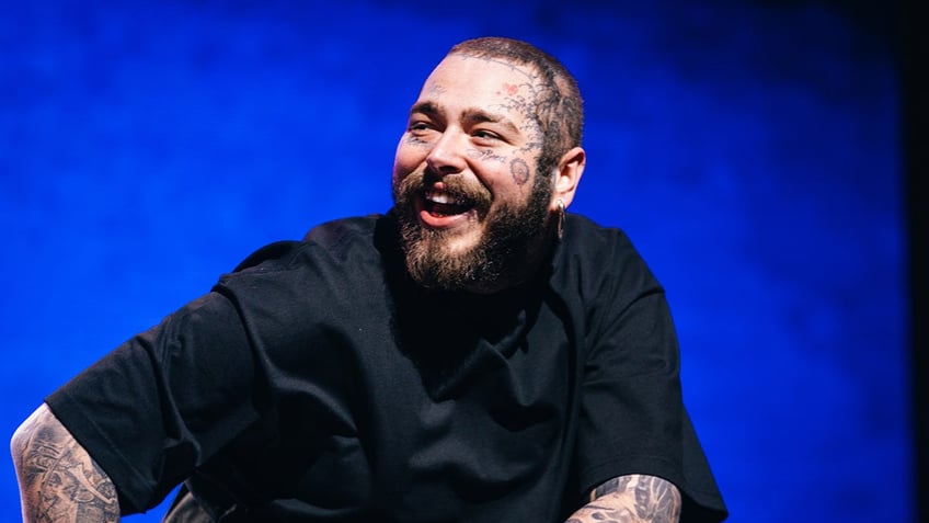 post malone flaunts weight loss after revealing his secret to dropping 55 pounds