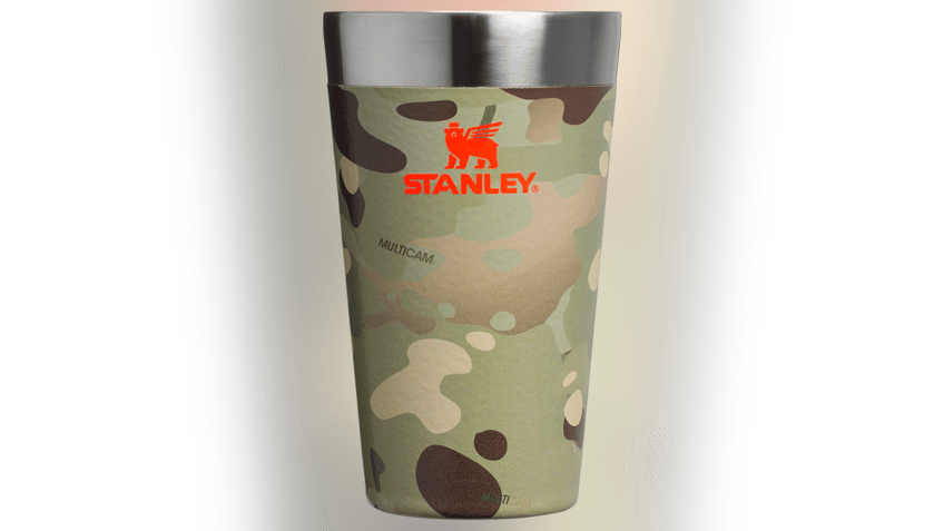 Outdoor enthusiasts and beer lovers can keep their drinks cold in this pint glass. 