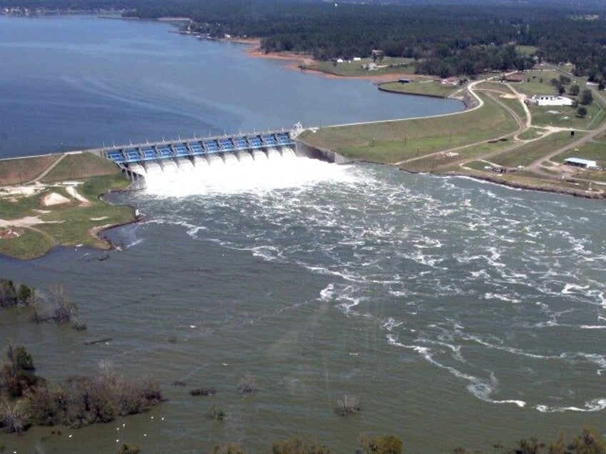 Hurricane Rita: Water spreads out downstream as water is released from the Lake Livingston