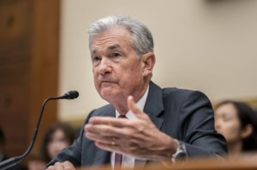 Powell tells House rate cuts won't come without confidence inflation is near 2%