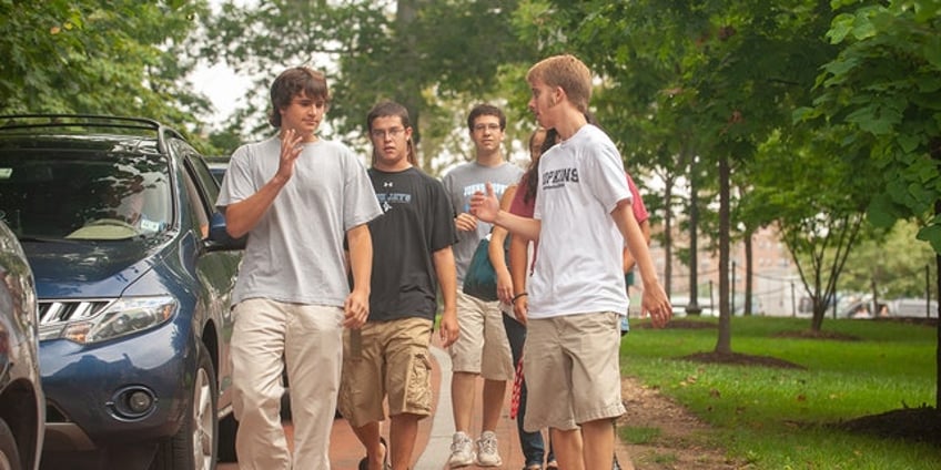 preparing your teen for college and life in a dorm avoid over packing