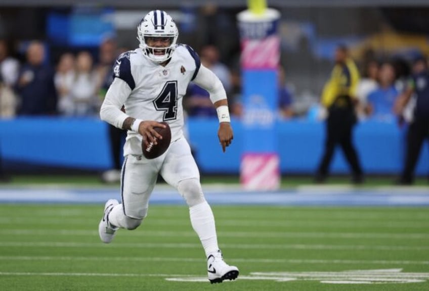 prescott aubrey lead dallas to win over chargers