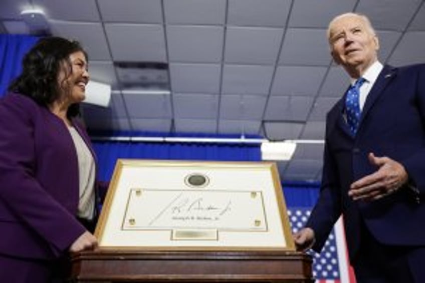 President Biden inducted into U.S. Labor Department's Hall of Honor