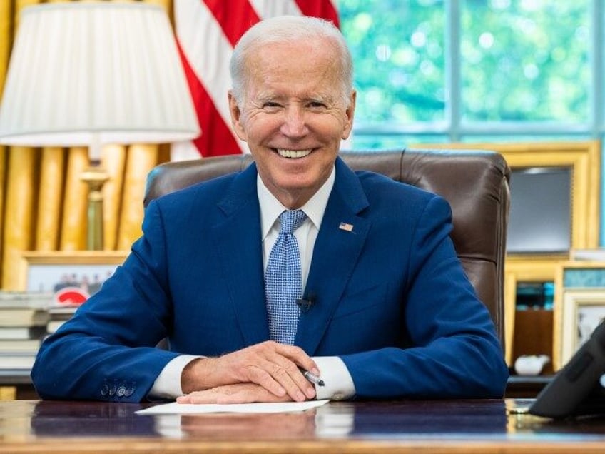 President Joe Biden talks on the phone with Finland President Sauli Niinistö and Swedish