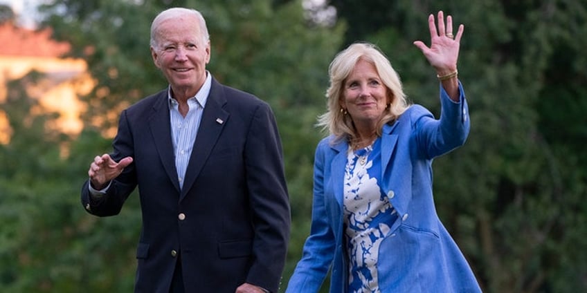 president joe biden first lady visit public middle school in washington dc to welcome students back