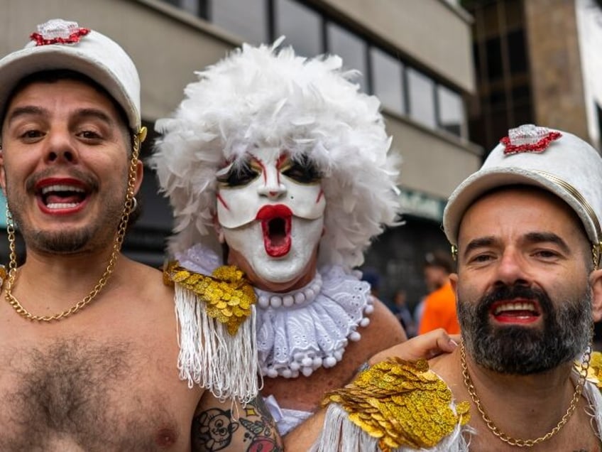 gay men cruising at pride parade