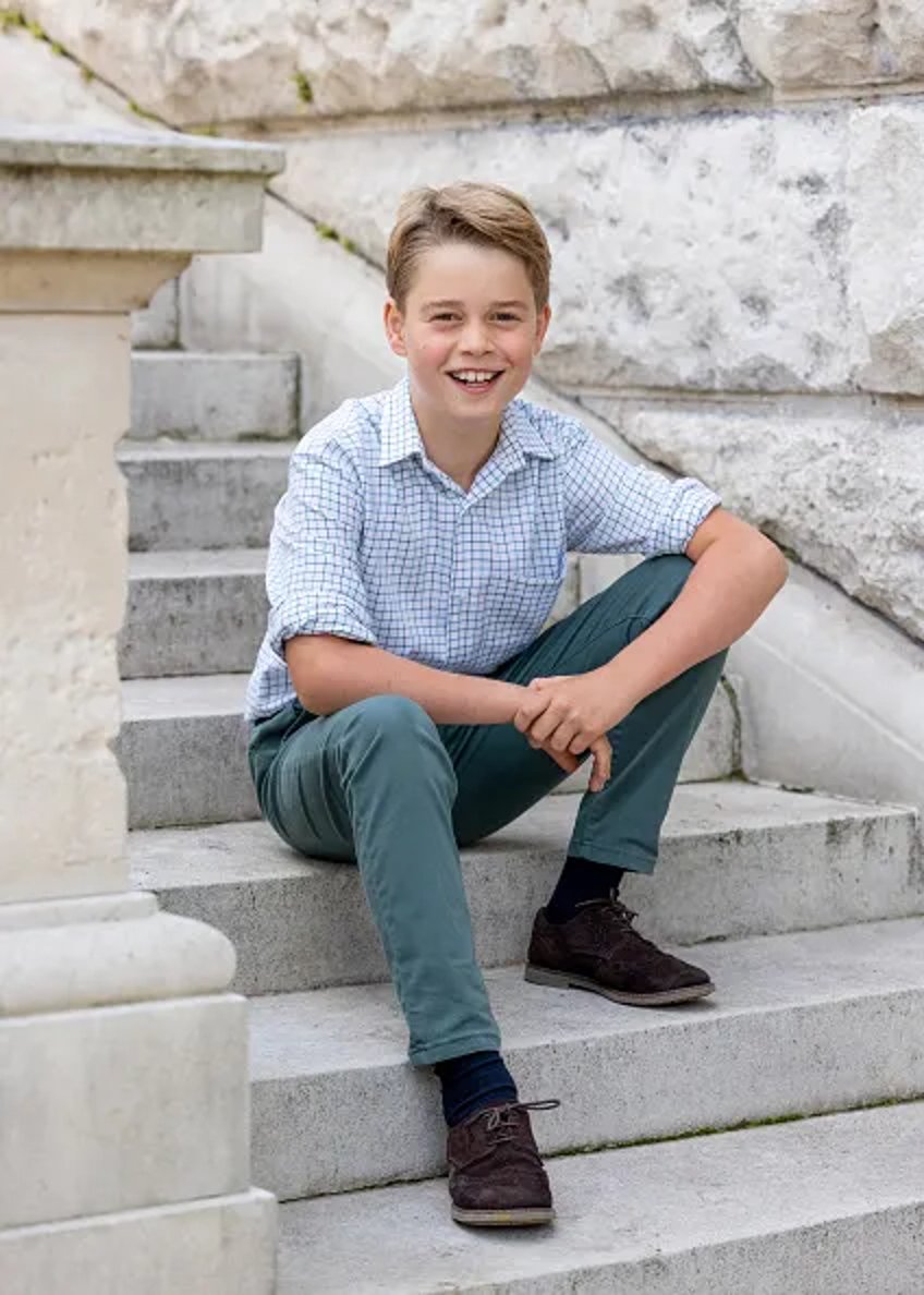 prince george celebrates 10th birthday with new portrait