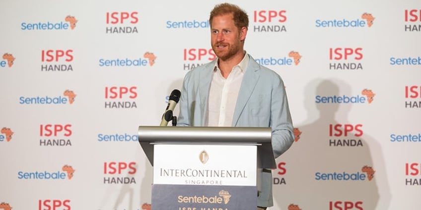 prince harry king charles need nothing short of a miracle for peace talks expert claims a long way off