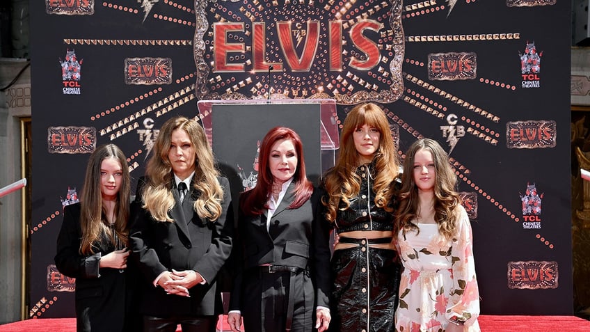 priscilla presley cries as she recalls death of daughter lisa marie presley it was unbearable