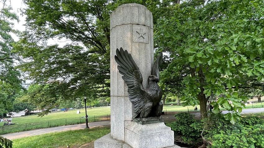 Prison ship monument