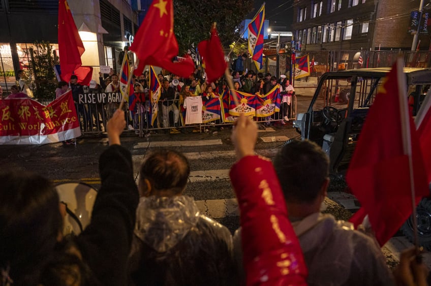 pro china and pro tibet groups clash in san francisco as dictator xi arrives for apec