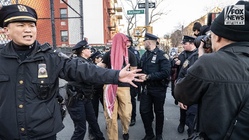 Pro-Hamas-protestors support Columbia activist arrested by ICE