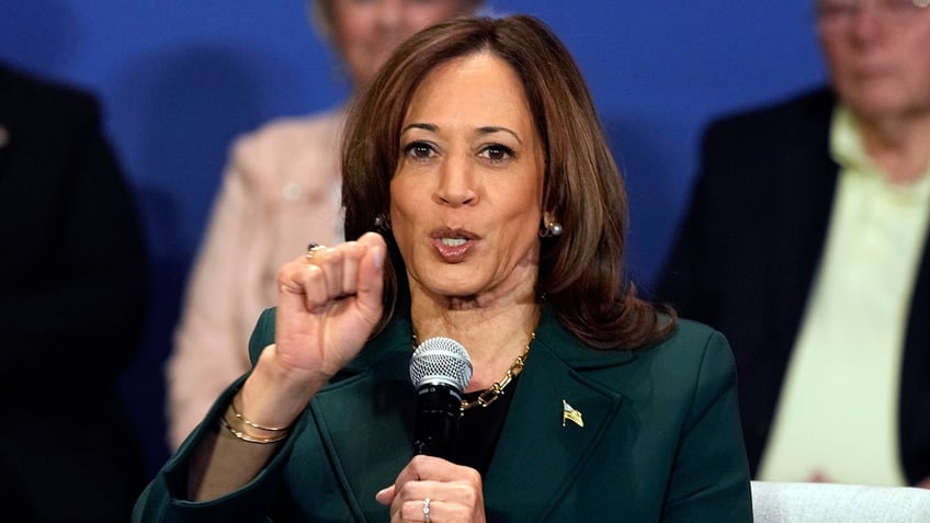 Harris campaigns in Wisconsin