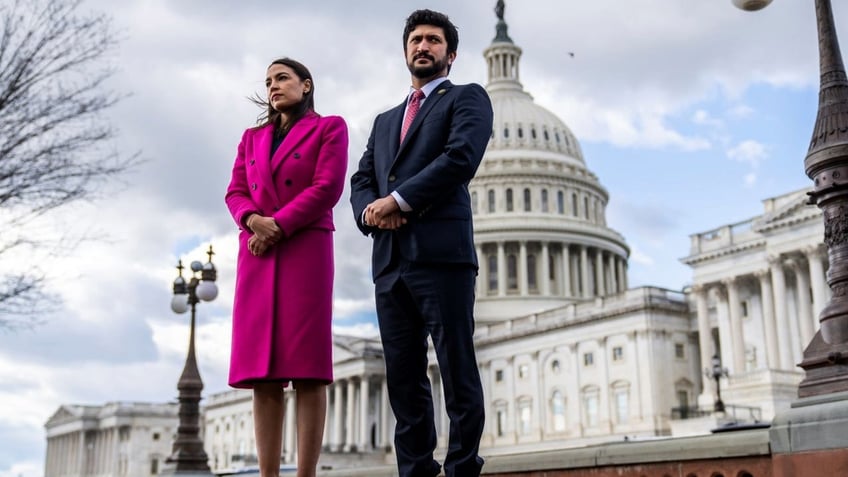 Greg Casar Alexandria Ocasio Cortez