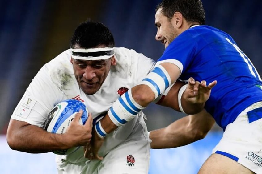 Mako Vunipola (L) made his England debut in 2012