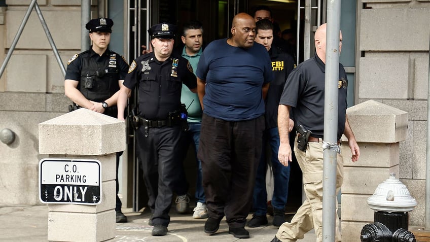 prosecutors seek life imprisonment for brooklyn subway shooter